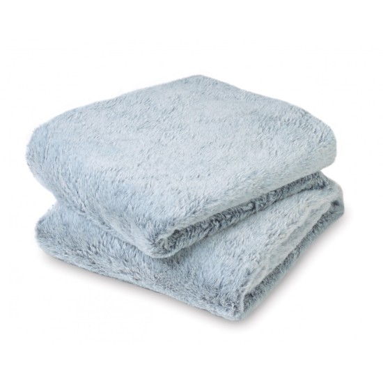 Luxe Faux Fur Throw Blanket